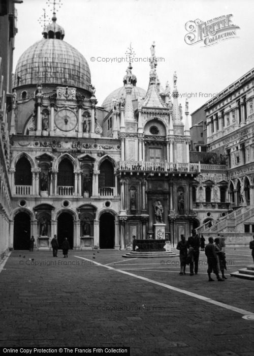 Photo of Venice, Doge's Palace 1938