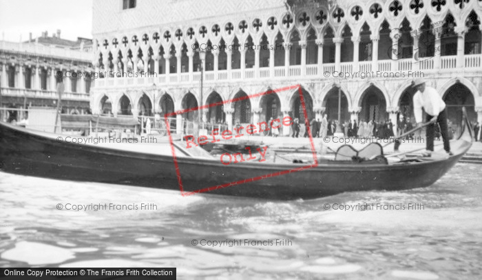 Photo of Venice, Doge's Palace 1938