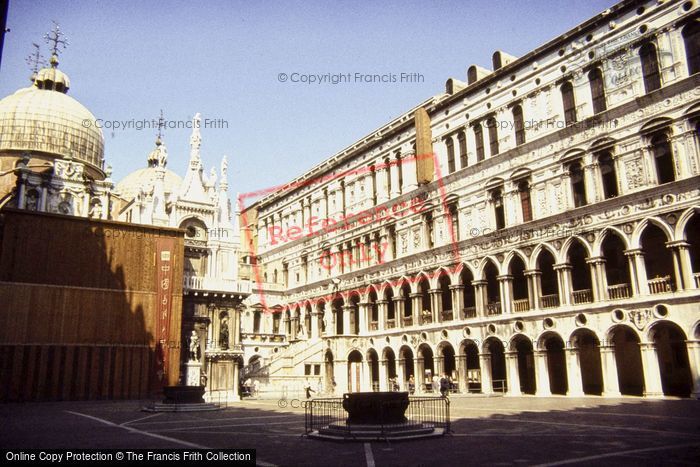 Photo of Venice, Doges Palace Court Yard 1983