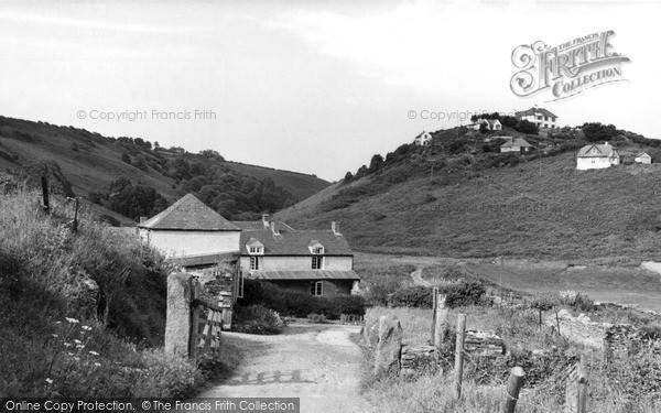 Photo of Veryan, The Road To The Beach c.1955