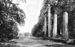 Ruins 1895, Virginia Water