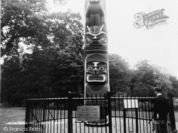 Totem Pole c.1960, Virginia Water