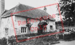Old Cottage c.1955, Waddeton