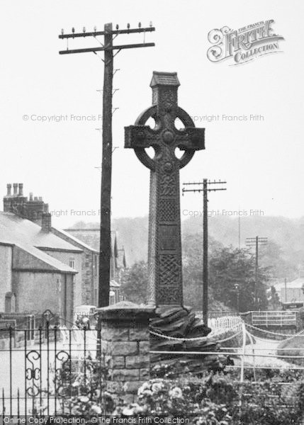 Photo of Waddington, The Cenotaph c.1955