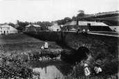 Children By A Bridge 1906, Wadebridge
