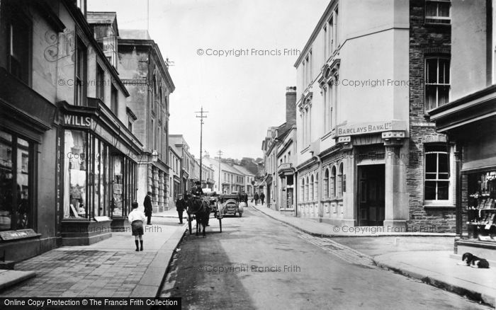 Photo of Wadebridge, Molesworth Street 1920