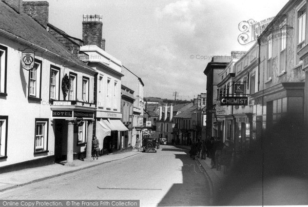 Photo of Wadebridge, Molesworth Street c.1955