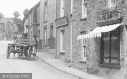 Molesworth Street, Shops And Horse Cart 1903, Wadebridge