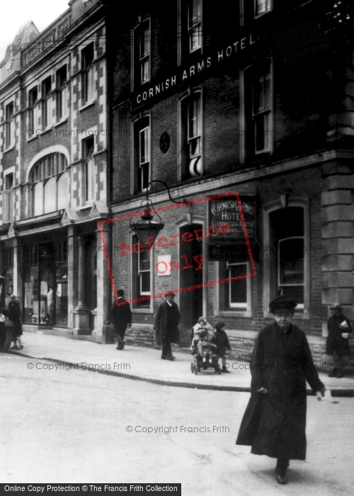 Photo of Wadebridge, The Cornish Arms Hotel 1931