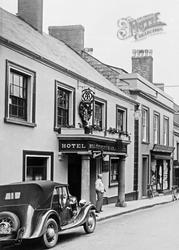The Molesworth Arms Hotel 1935, Wadebridge