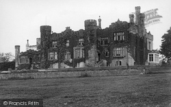 Castle 1903, Wadhurst