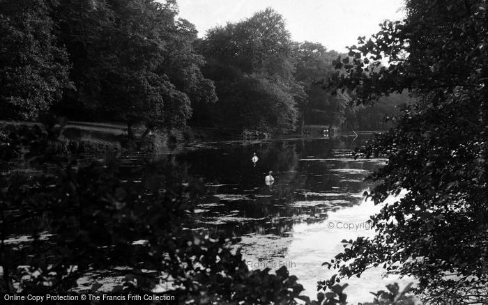 Photo of Waggoners Wells, c.1955