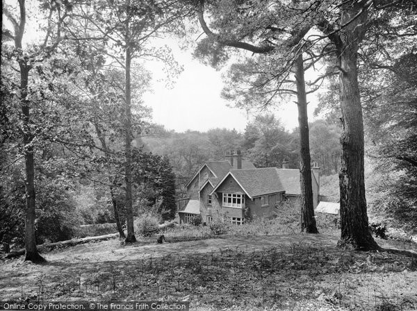 Photo of Waggoners Wells, The Youth Hostel 1935