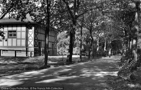 Photo of Wakefield, Clarence Park c1960