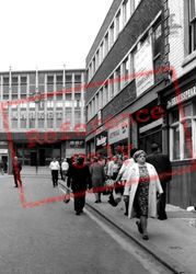 Market Place, People c.1965, Wakefield