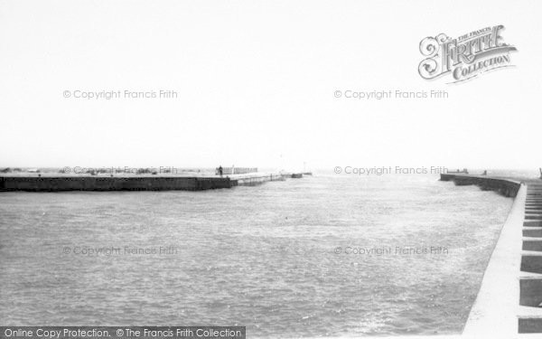 Photo of Walberswick, The Harbour c.1960