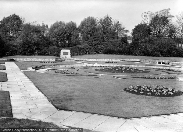 Photo of Walkden, Garden Of Remembrance, Par Fold Park c.1955
