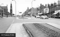 Manchester Road c.1960, Walkden