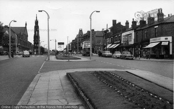 Photo of Walkden, Manchester Road c.1960