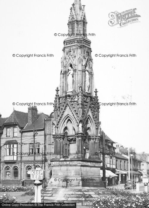 Photo of Walkden, The Monument c.1960