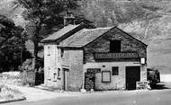 The Setter Dog Hotel c.1960, Walker Barn