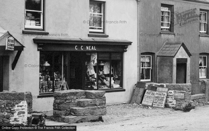 Photo of Walkhampton, Neal's Store 1910