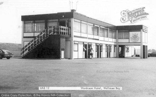 Photo of Wallasea Bay, Wardroom Hotel c.1965