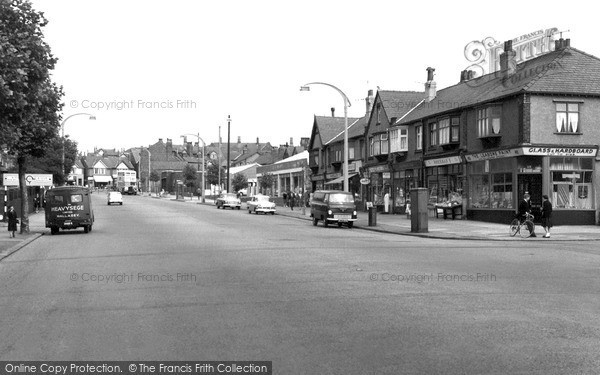 Photo of Wallasey, Leasowe Road c.1960