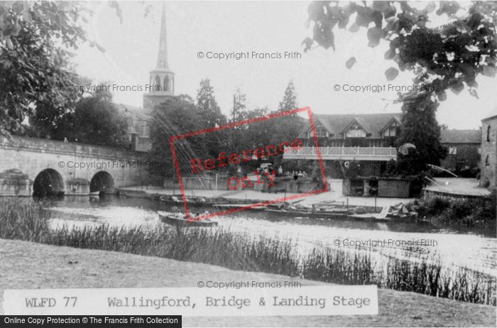 Photo of Wallingford, Bridge And Landing Stage c.1955