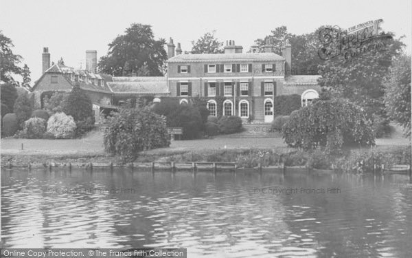Photo of Wallingford, Castle Priory c.1955