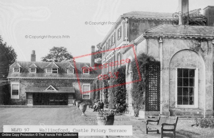 Photo of Wallingford, Castle Priory Terrace c.1960
