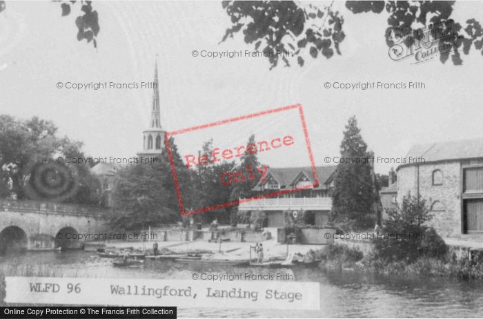 Photo of Wallingford, Landing Stage c.1960