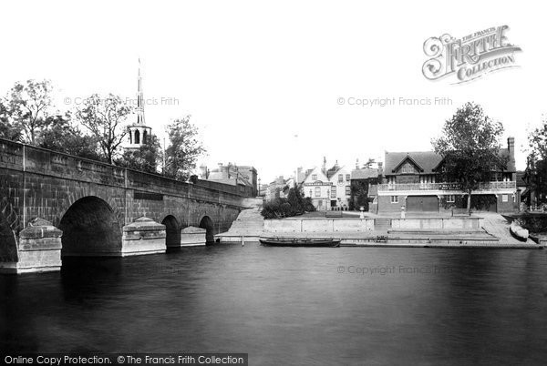 Photo of Wallingford, The Bridge And St Peter's Church 1893