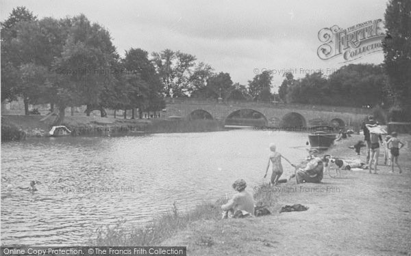 Photo of Wallingford, The River Thames c.1955