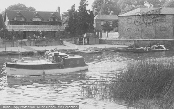 Photo of Wallingford, Village From The River c.1955