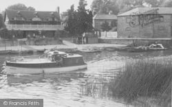 Village From The River c.1955, Wallingford