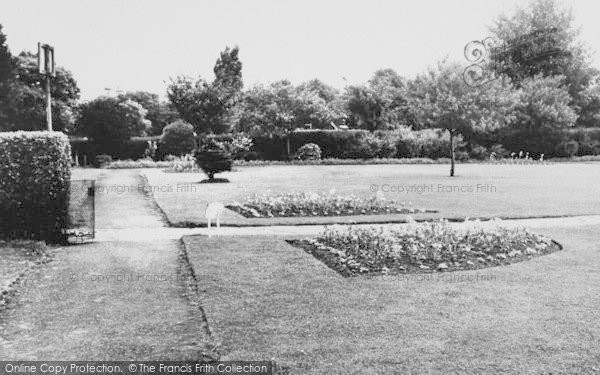 Photo of Wallington, Mellows Park c.1960