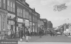 Shopping On Woodcote Road c.1960, Wallington