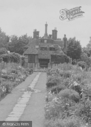 The Flowered Walk c.1955, Wallington