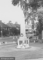 The War Memorial c.1965, Wallington