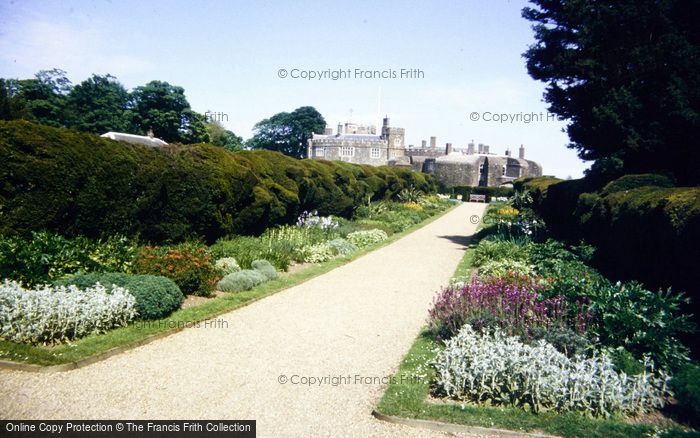 Photo of Walmer, Castle, Gardens 1995