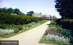 Castle, Gardens 1995, Walmer