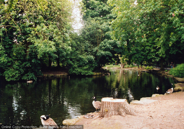 Photo of Walsall, The Arboretum 2005