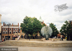 The Bridge And The Town Centre Fountain 2005, Walsall