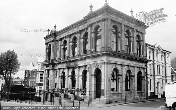 Photo of Walsall, The Guildhall 2005