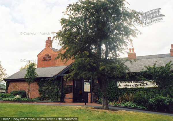 Photo of Walsall, The Leather Museum 2005