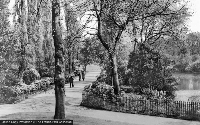 Photo of Walsall, The Poplar Path, Arboretum c.1939