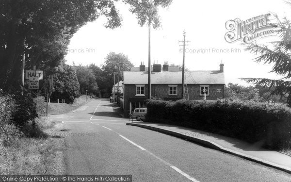 Photo of Waltham Chase, Shedfield Cross Road c.1950