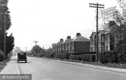 Village c.1950, Waltham Chase