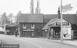 Walton Le Dale, The Old Unicorn, Chorley Road c.1955, Walton-Le-Dale